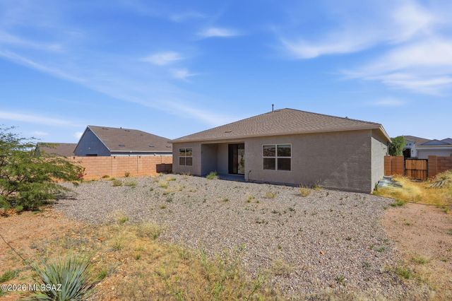 667 W Wilkinson Street, Vail, AZ 85641