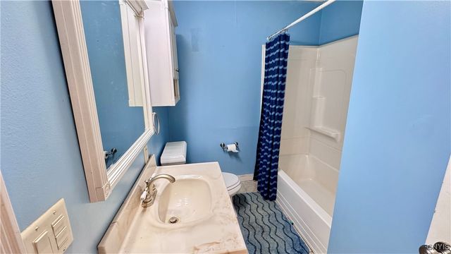 3825 East St Rd, Skaneateles, NY 13152