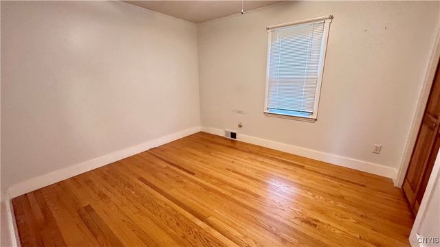 3825 East St Rd, Skaneateles, NY 13152