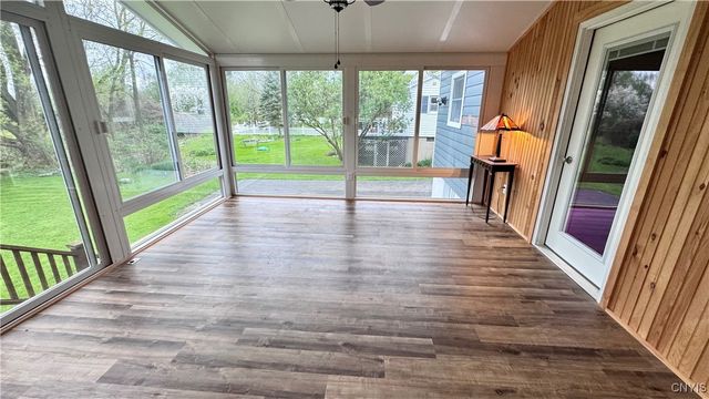 3825 East St Rd, Skaneateles, NY 13152