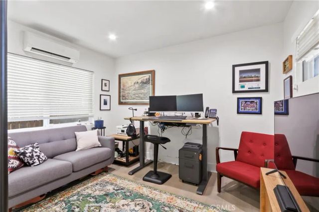 6012 E Conant, Long Beach, CA 90808