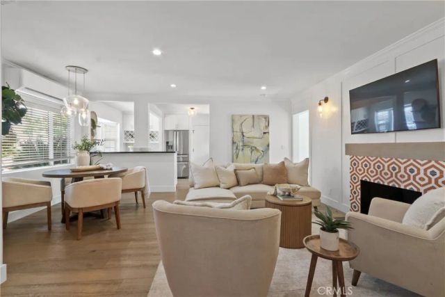 6012 E Conant, Long Beach, CA 90808