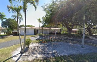 8360 SW 97th St, Miami, FL 33156