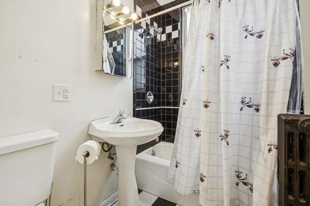 6934 S Cornell Avenue, Chicago, IL 60649