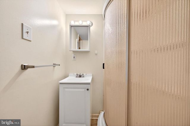 624 WYETH ST, Baltimore, MD 21230