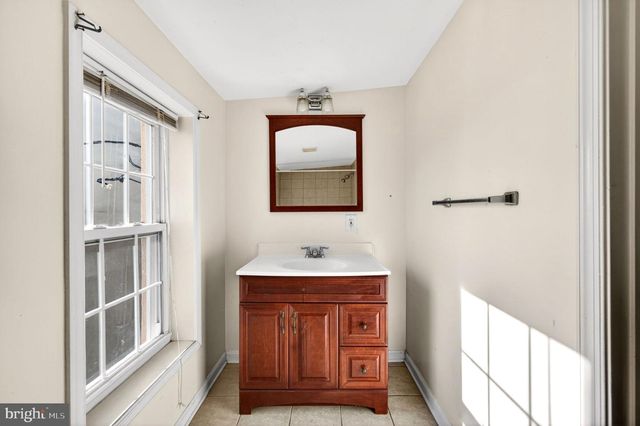 624 WYETH ST, Baltimore, MD 21230