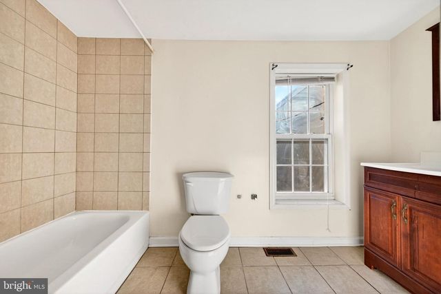 624 WYETH ST, Baltimore, MD 21230