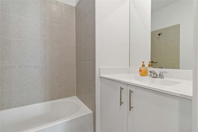760 SE 13th Court, Homestead, FL 33034