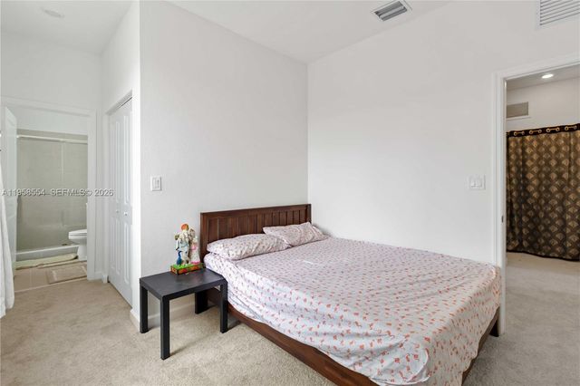 760 SE 13th Court, Homestead, FL 33034