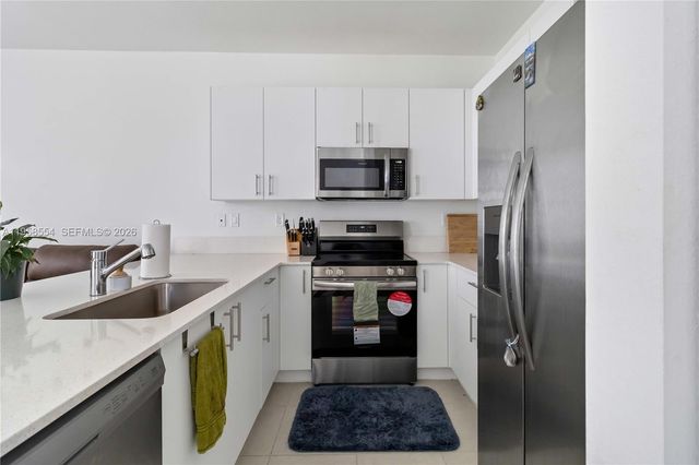 760 SE 13th Court, Homestead, FL 33034