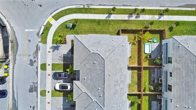 760 SE 13th Court, Homestead, FL 33034