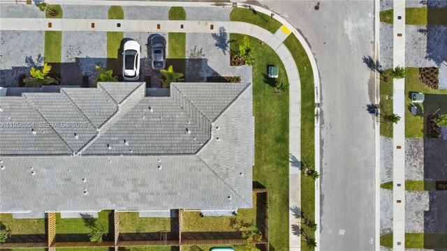760 SE 13th Court, Homestead, FL 33034