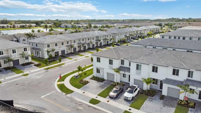 760 SE 13th Court, Homestead, FL 33034
