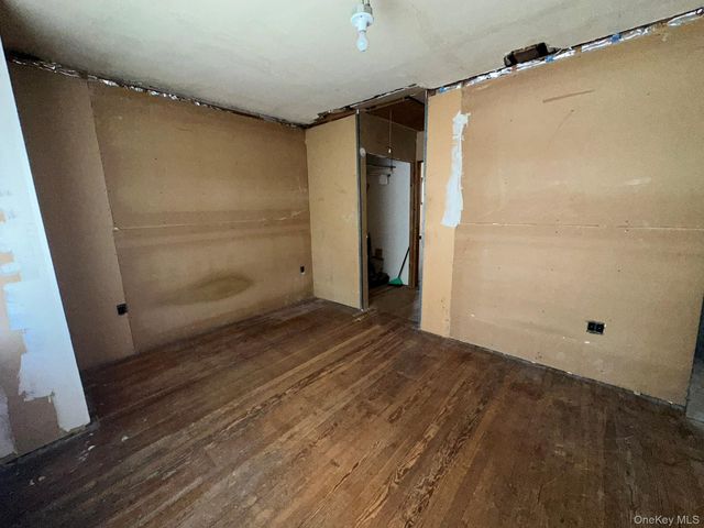 115-35 114th Place, South Ozone Park, NY 11420