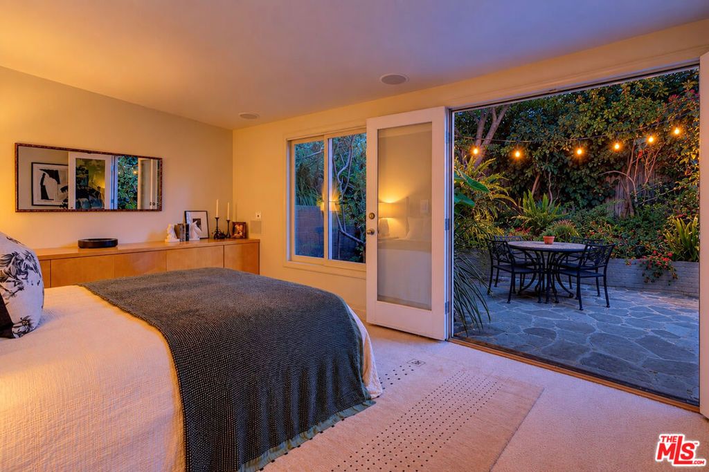 8513 Walnut Drive, Los Angeles, CA 90046 — photo 3