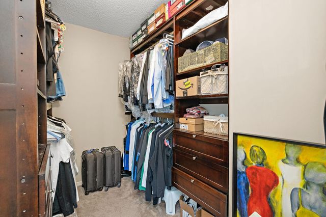 15960 22nd Place N, Plymouth, MN 55447