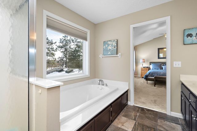 15960 22nd Place N, Plymouth, MN 55447