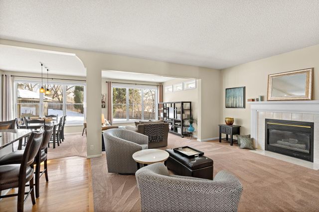 15960 22nd Place N, Plymouth, MN 55447