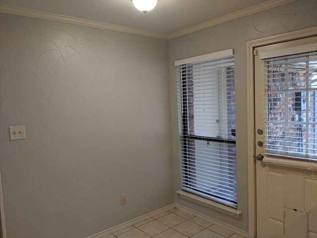 2705 Cummings Drive, Bedford, TX 76021