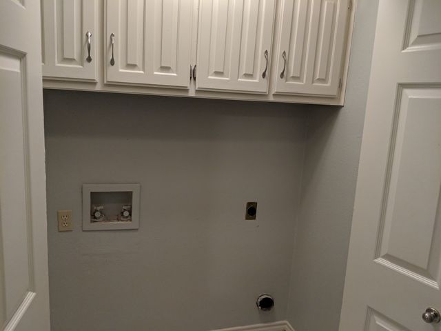 2705 Cummings Drive, Bedford, TX 76021