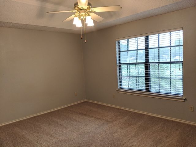 2705 Cummings Drive, Bedford, TX 76021