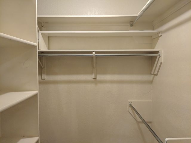 2705 Cummings Drive, Bedford, TX 76021