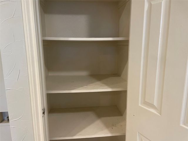 2705 Cummings Drive, Bedford, TX 76021