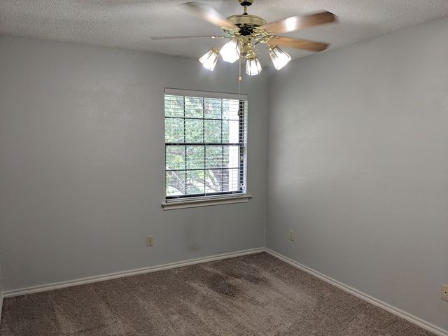 2705 Cummings Drive, Bedford, TX 76021