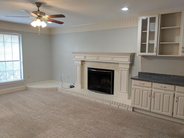 2705 Cummings Drive, Bedford, TX 76021