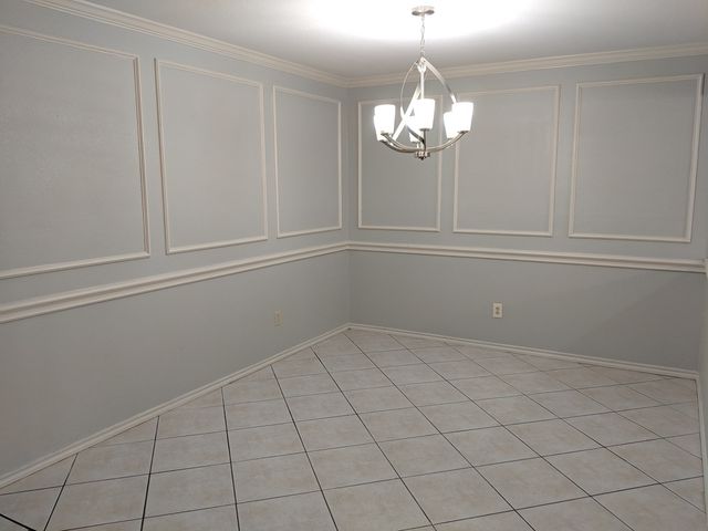 2705 Cummings Drive, Bedford, TX 76021