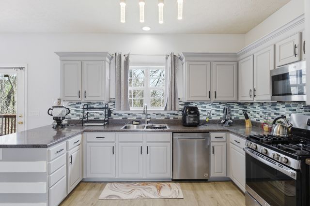 5512 Oak Chase Dr, Antioch, TN 37013
