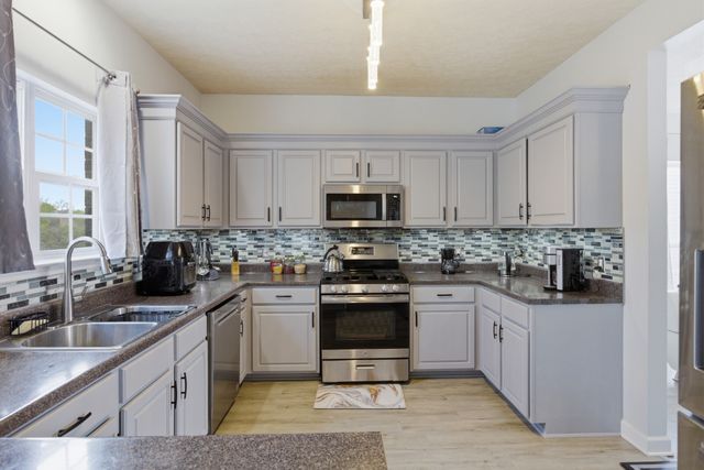 5512 Oak Chase Dr, Antioch, TN 37013
