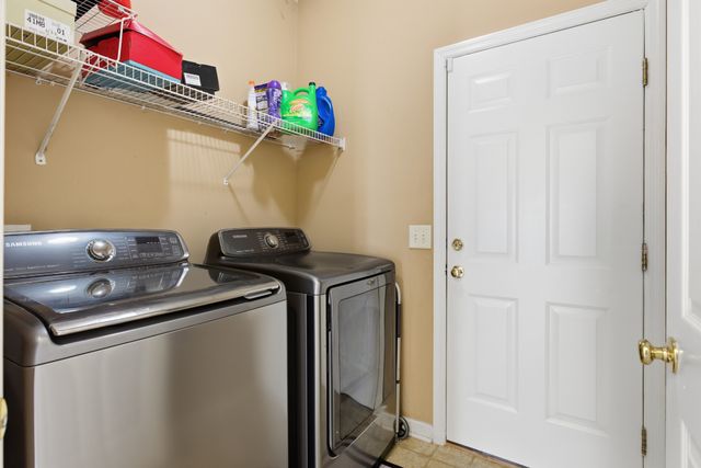 5512 Oak Chase Dr, Antioch, TN 37013