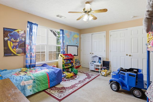 5512 Oak Chase Dr, Antioch, TN 37013