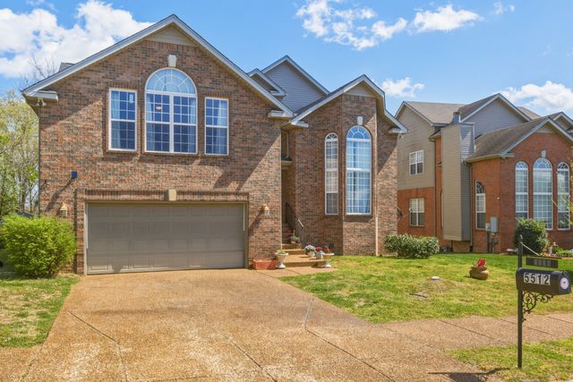 5512 Oak Chase Dr, Antioch, TN 37013