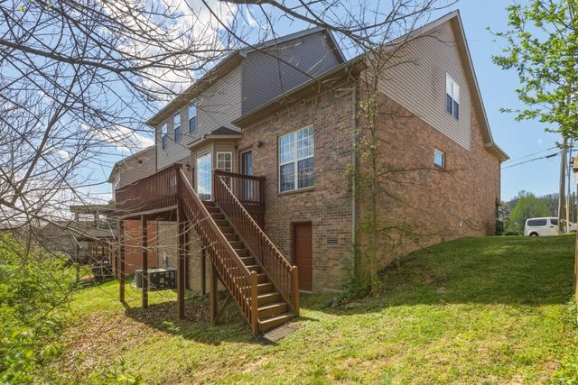 5512 Oak Chase Dr, Antioch, TN 37013
