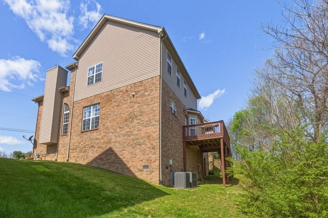 5512 Oak Chase Dr, Antioch, TN 37013