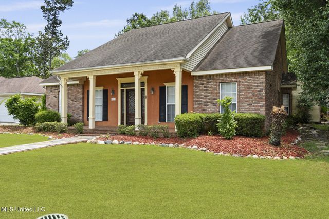 8421 Makiki Drive, Diamondhead, MS 39525