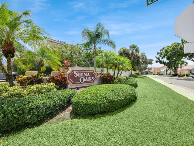 10109 Oak Bark Lane, Palm Beach Gardens, FL 33410