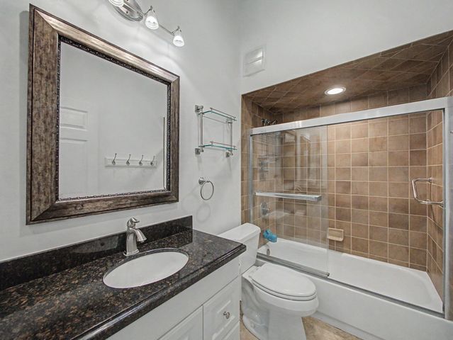 10109 Oak Bark Lane, Palm Beach Gardens, FL 33410