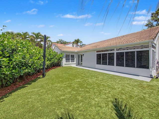 10109 Oak Bark Lane, Palm Beach Gardens, FL 33410