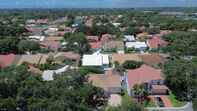 10109 Oak Bark Lane, Palm Beach Gardens, FL 33410