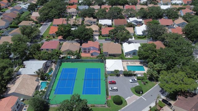 10109 Oak Bark Lane, Palm Beach Gardens, FL 33410