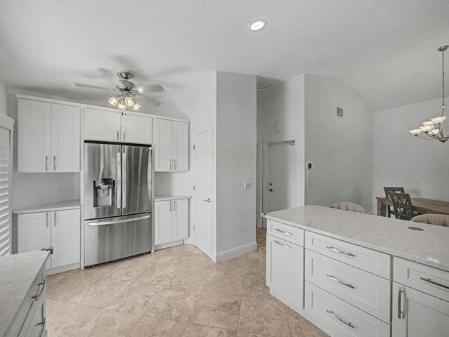 10109 Oak Bark Lane, Palm Beach Gardens, FL 33410