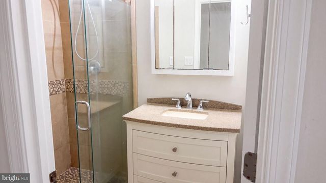 1673 BROAD LN, Falling Waters, WV 25419