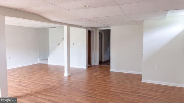 1673 BROAD LN, Falling Waters, WV 25419