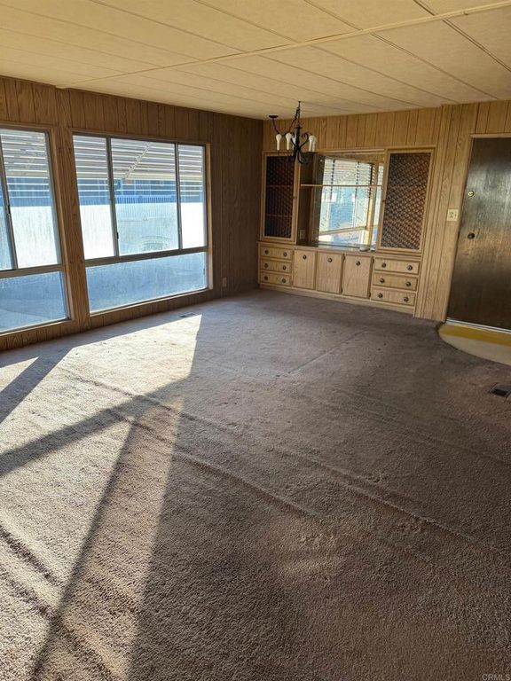 Image 3 of property listing at 1401 El Norte Parkway 91, San Marcos, CA 92069