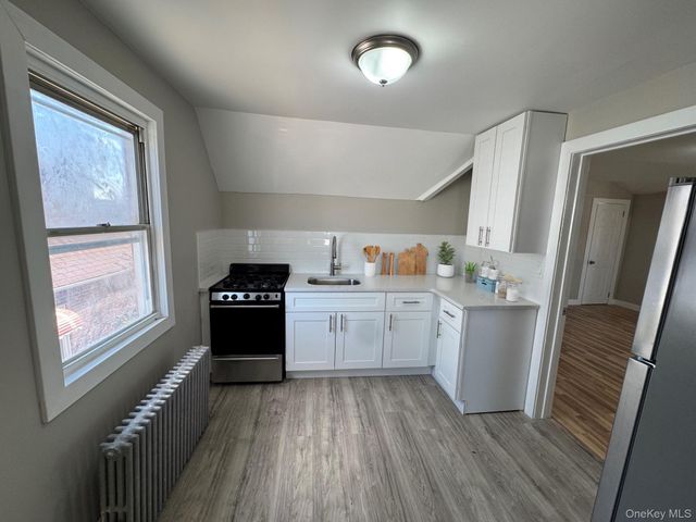 11442 204th Street, Saint Albans, NY 11412