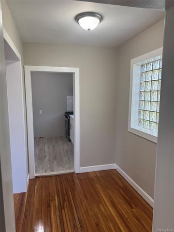 11442 204th Street, Saint Albans, NY 11412