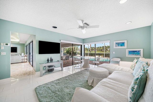 4705 Tree Fern Drive, Delray Beach, FL 33445